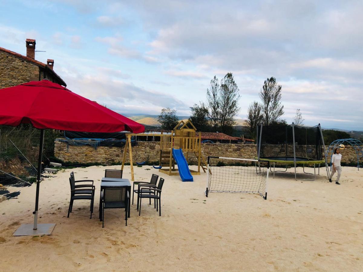 El Valle Perdido Casas Rurales Revelillas Bagian luar foto