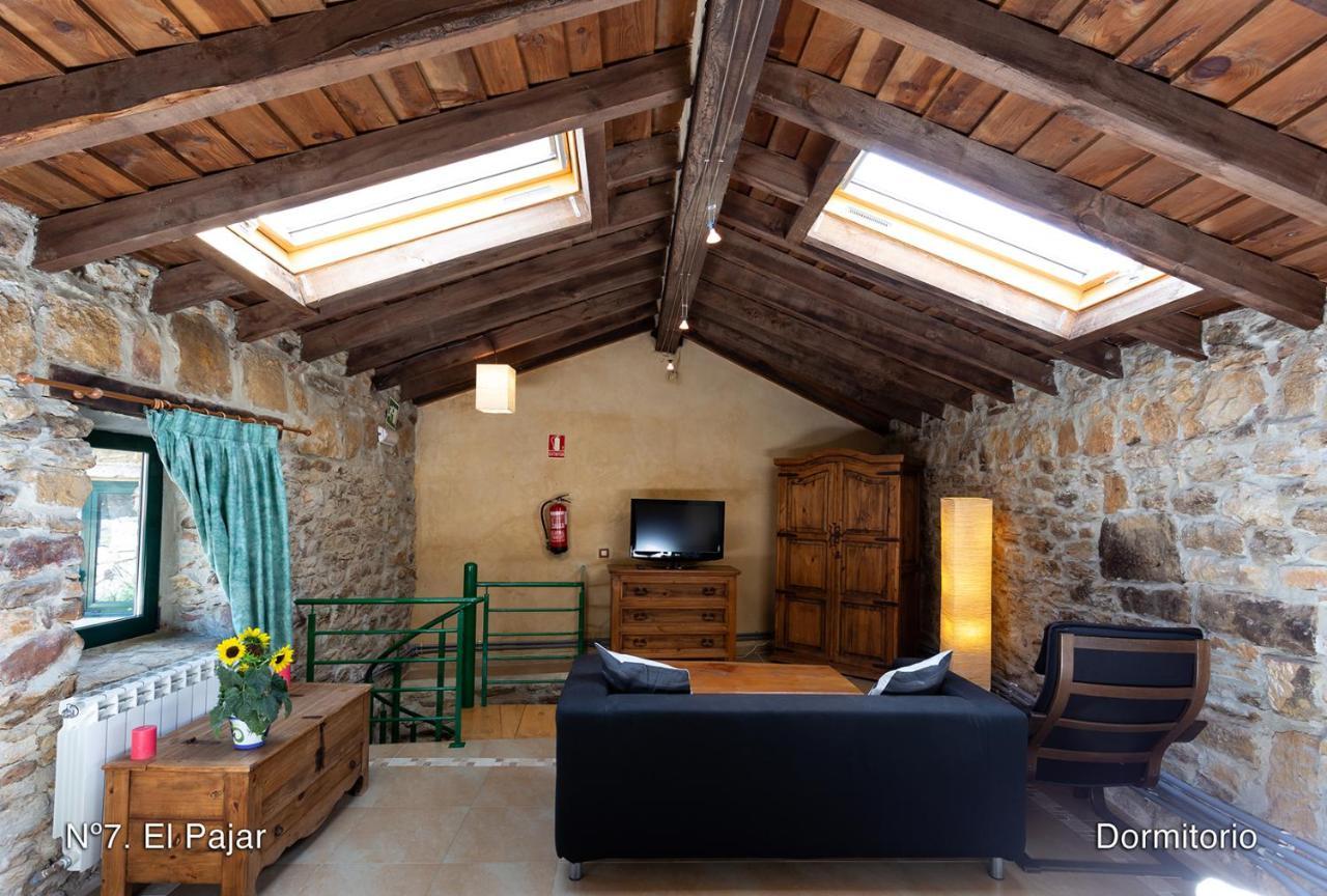 El Valle Perdido Casas Rurales Revelillas Bagian luar foto